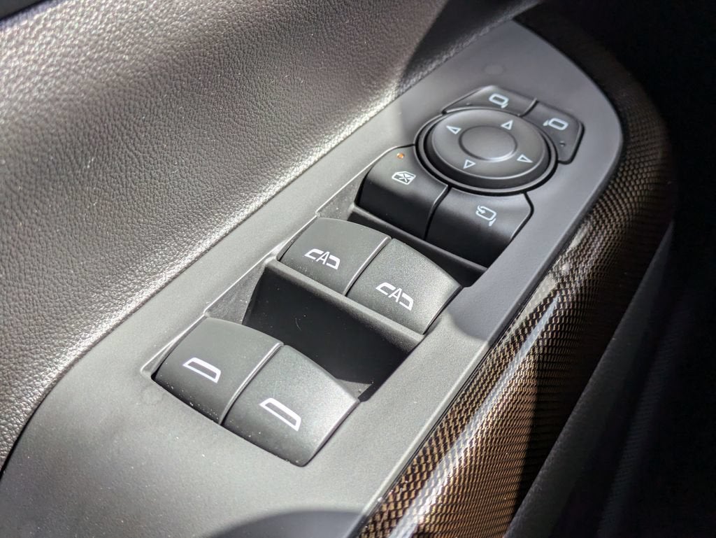 2022 GMC Acadia AT4