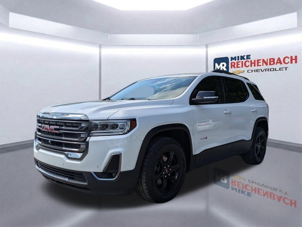 2022 GMC Acadia AT4