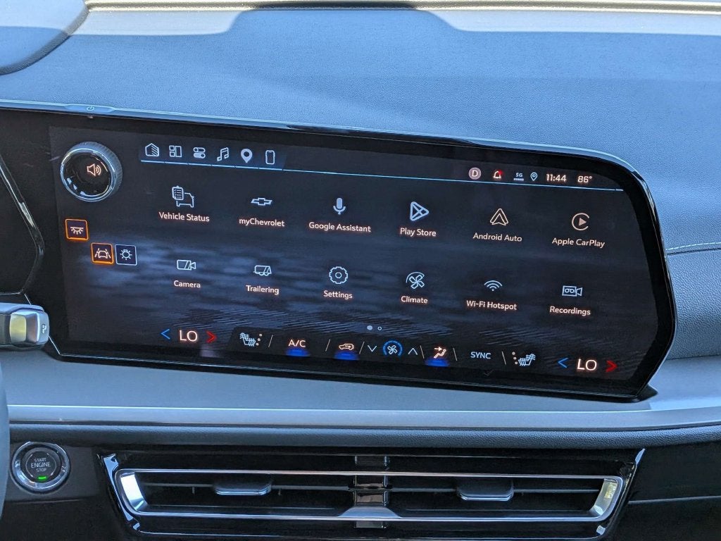 2027 Chevrolet Traverse LT