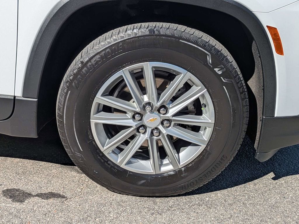 2022 Chevrolet Traverse LT Cloth
