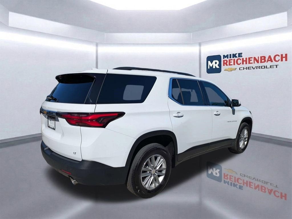 2022 Chevrolet Traverse LT Cloth