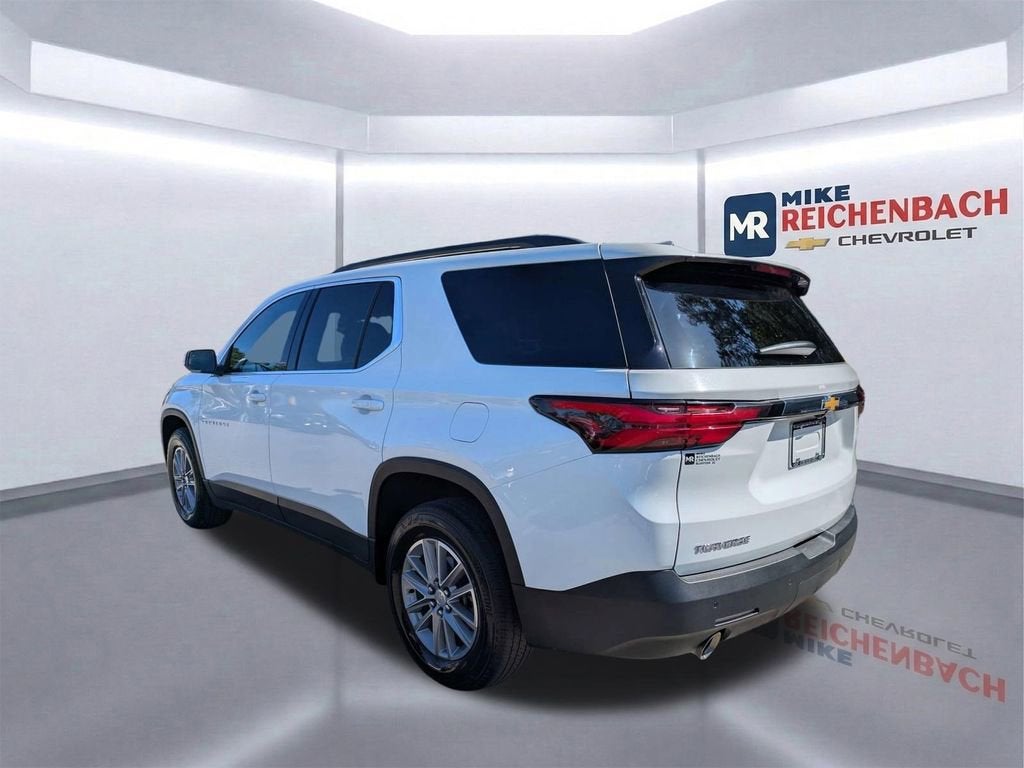 2022 Chevrolet Traverse LT Cloth