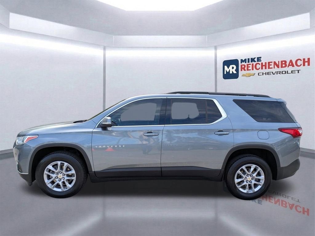 2021 Chevrolet Traverse LT Cloth