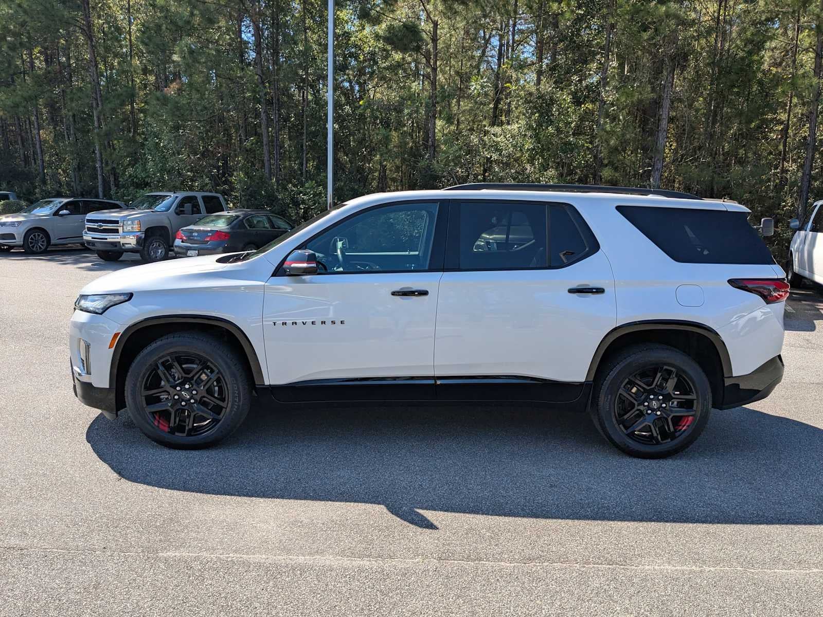 2023 Chevrolet Traverse Premier