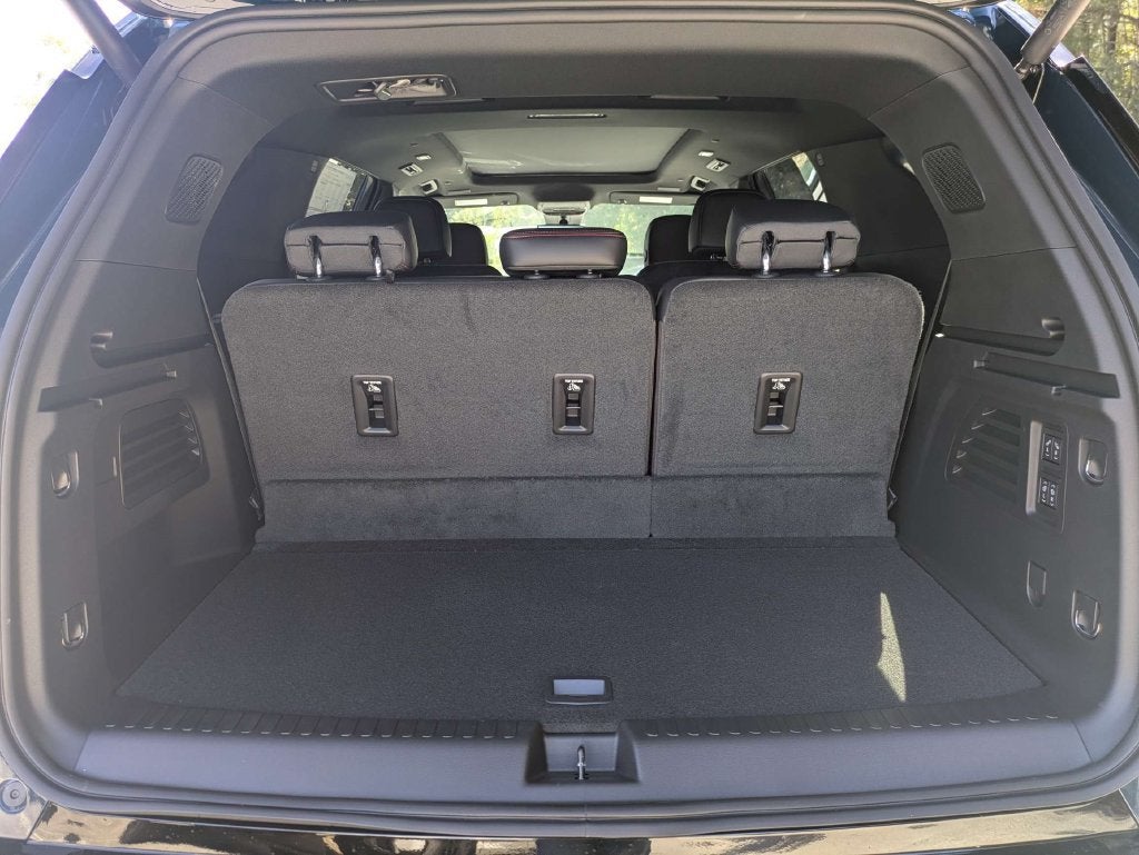 2027 Chevrolet Traverse RS
