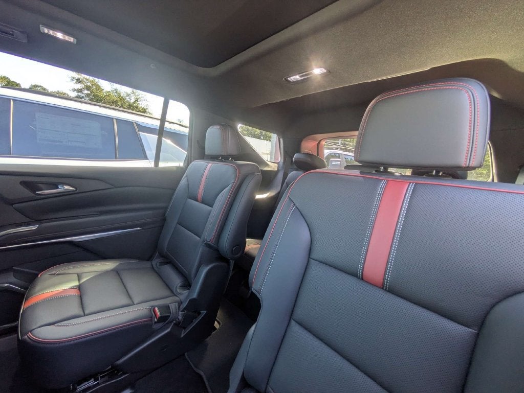 2027 Chevrolet Traverse RS