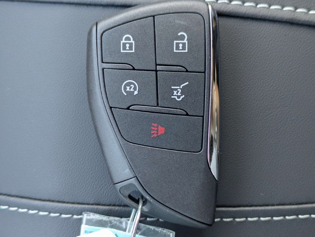 2027 Chevrolet Traverse RS