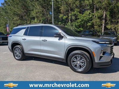 2024 Chevrolet Traverse LT