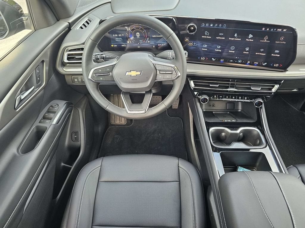 2027 Chevrolet Traverse LT - Photo 18