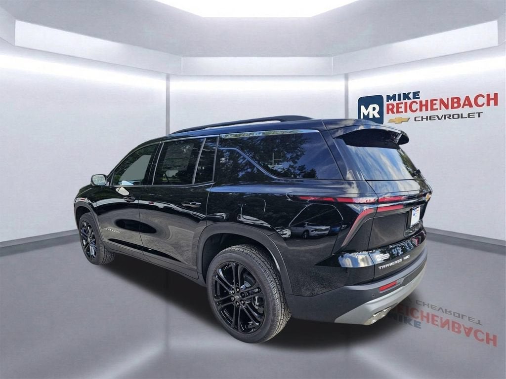 2027 Chevrolet Traverse LT - Photo 7