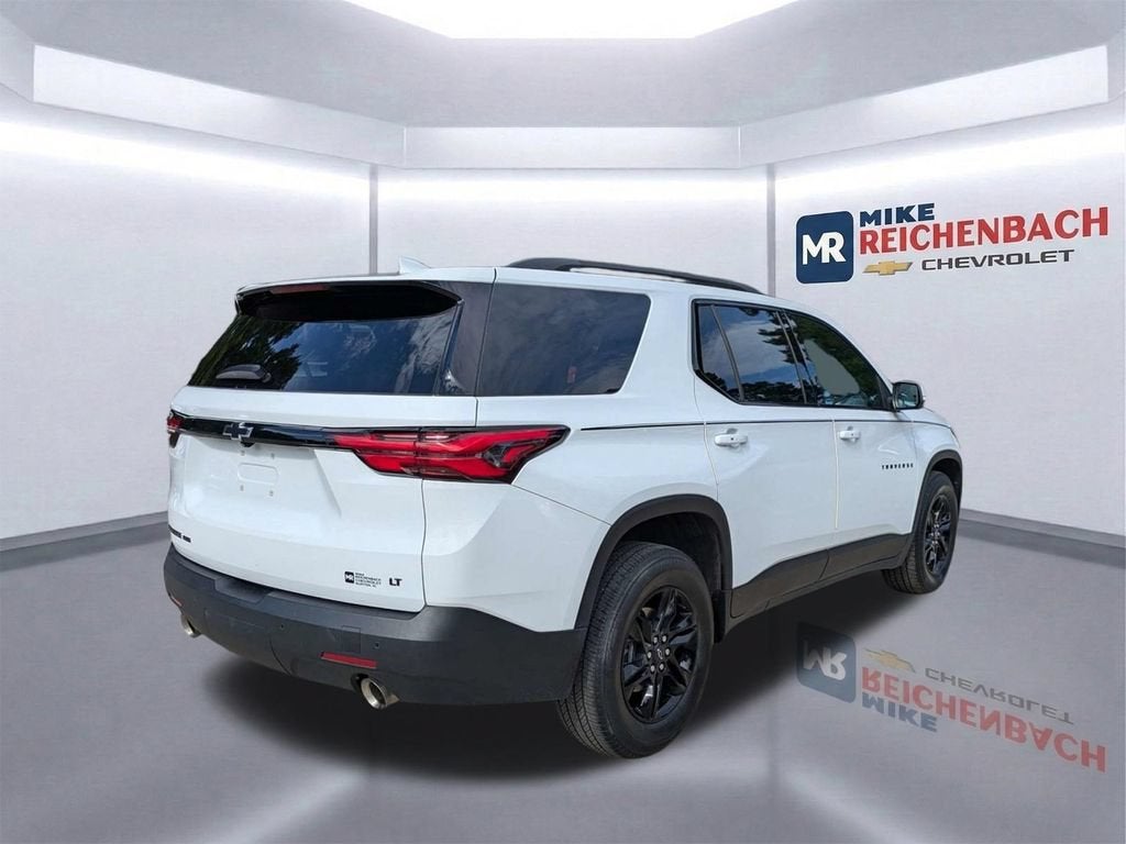 2022 Chevrolet Traverse LT Cloth