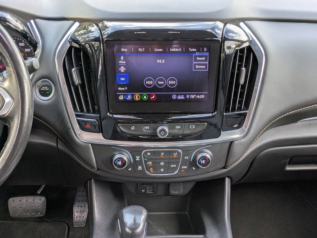 2021 Chevrolet Traverse LT Leather