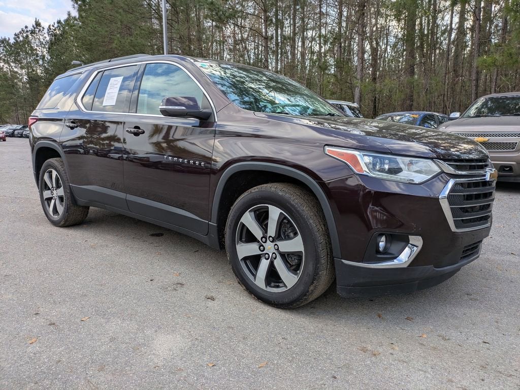 2021 Chevrolet Traverse LT Leather