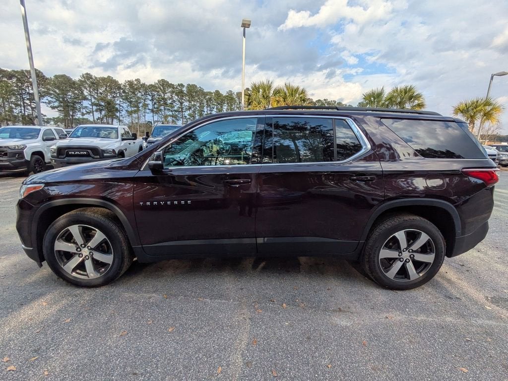 2021 Chevrolet Traverse LT Leather