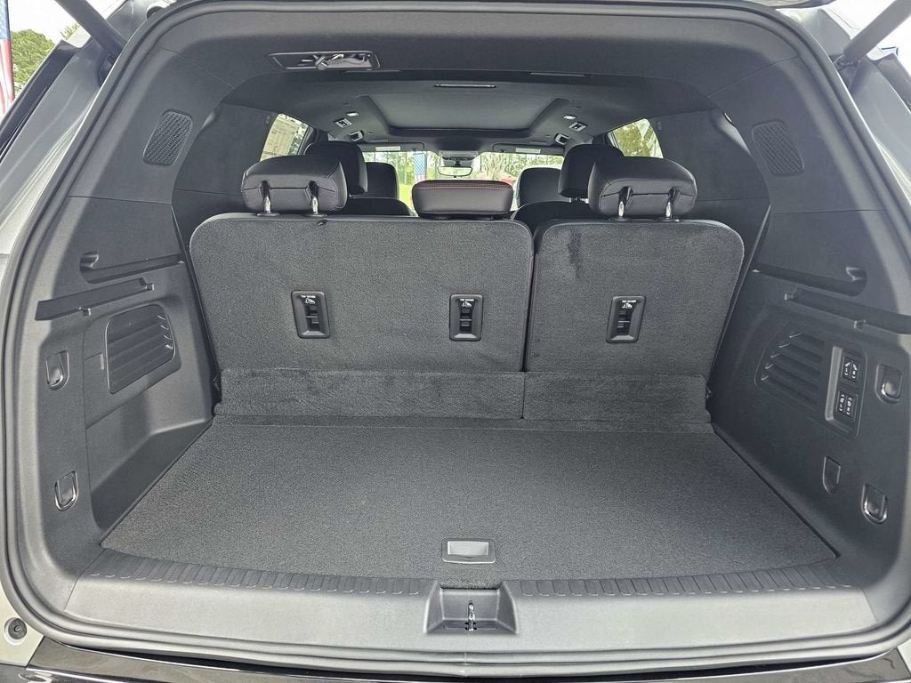 2027 Chevrolet Traverse RS