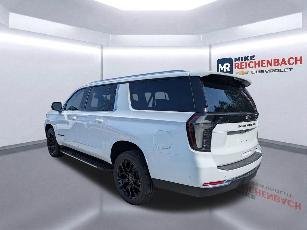2026 Chevrolet Suburban LT