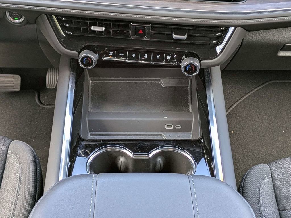 2025 Chevrolet Tahoe LS