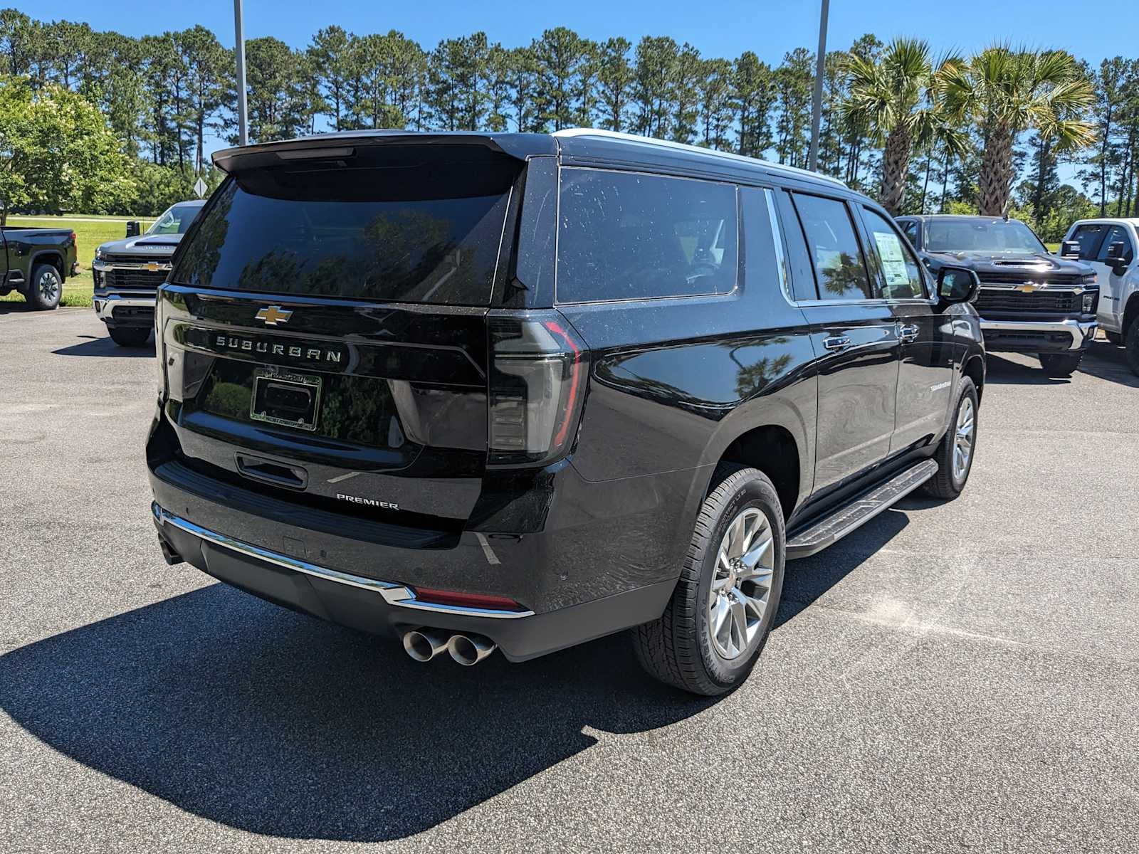 2025 Chevrolet Suburban Premier