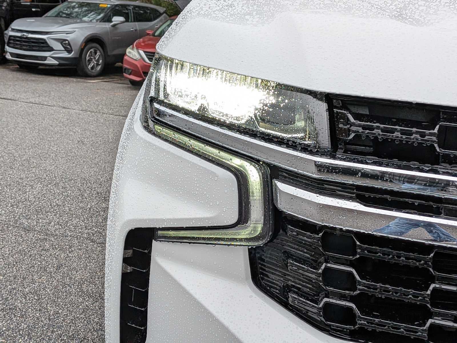 2024 Chevrolet Suburban LS