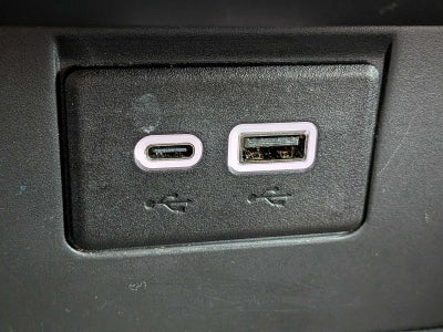 2024 Chevrolet Suburban LS