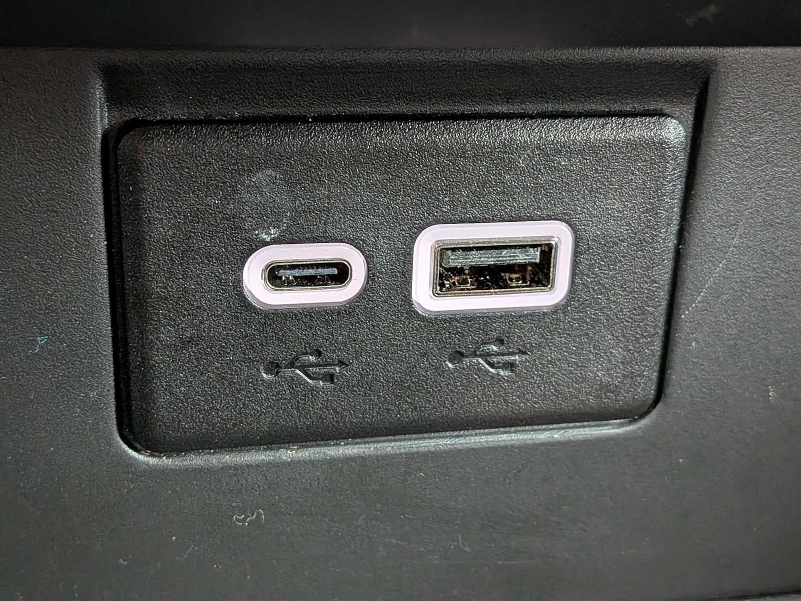 2024 Chevrolet Suburban LS