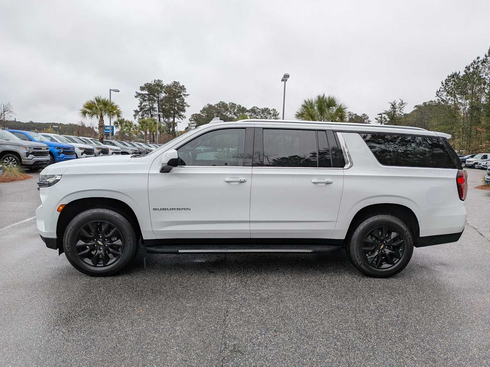 2024 Chevrolet Suburban LS