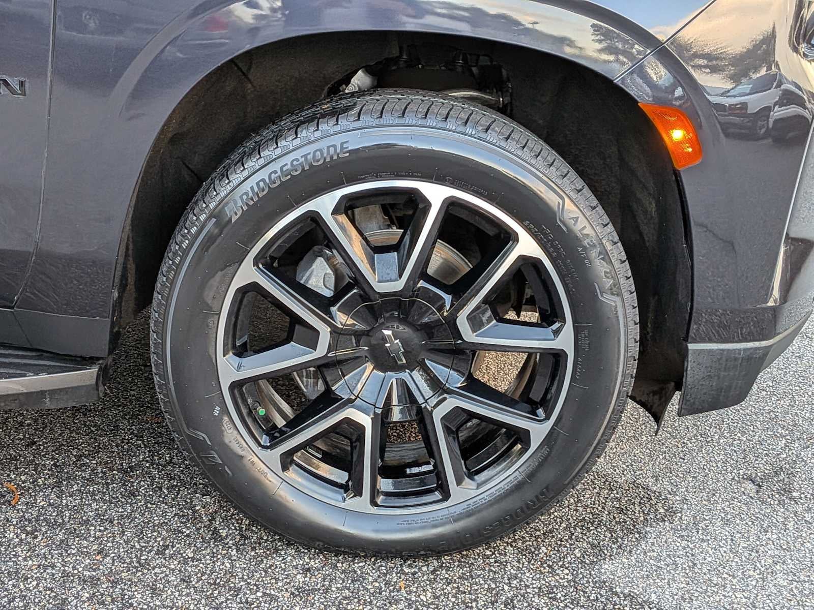 2023 Chevrolet Suburban RST