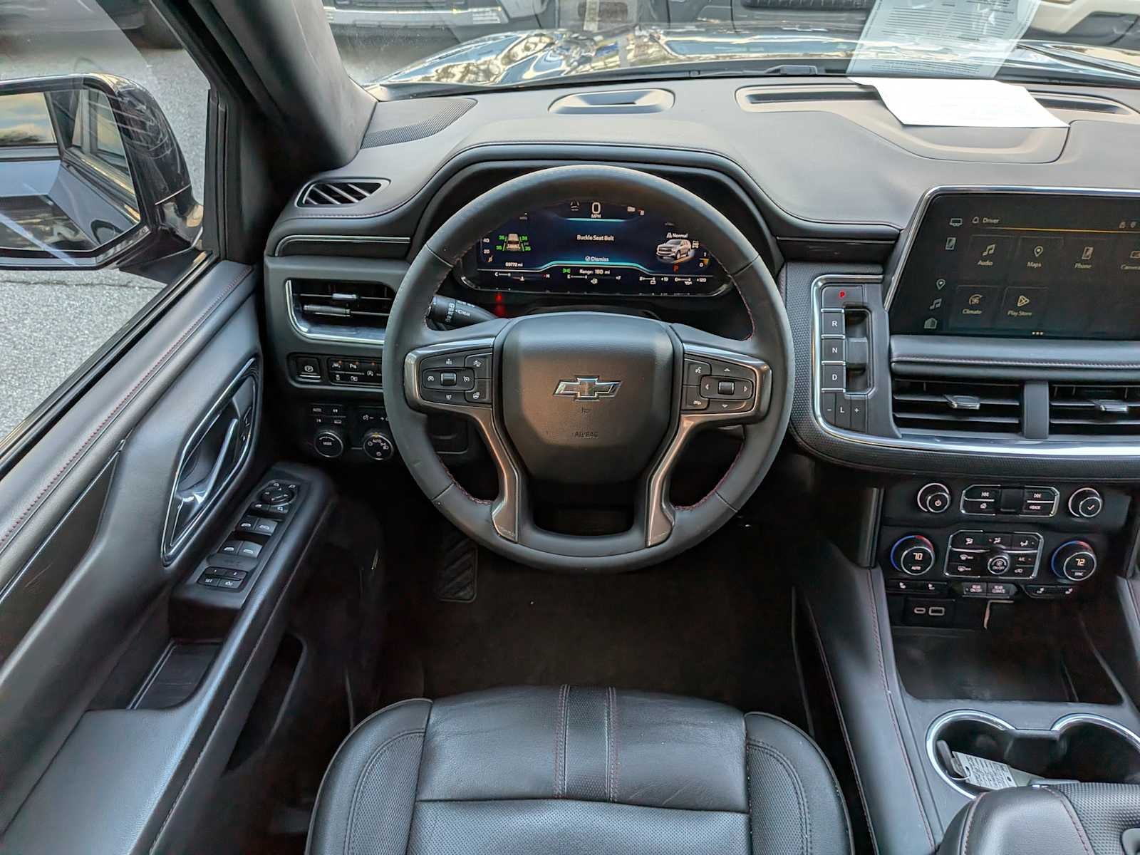 2023 Chevrolet Suburban RST