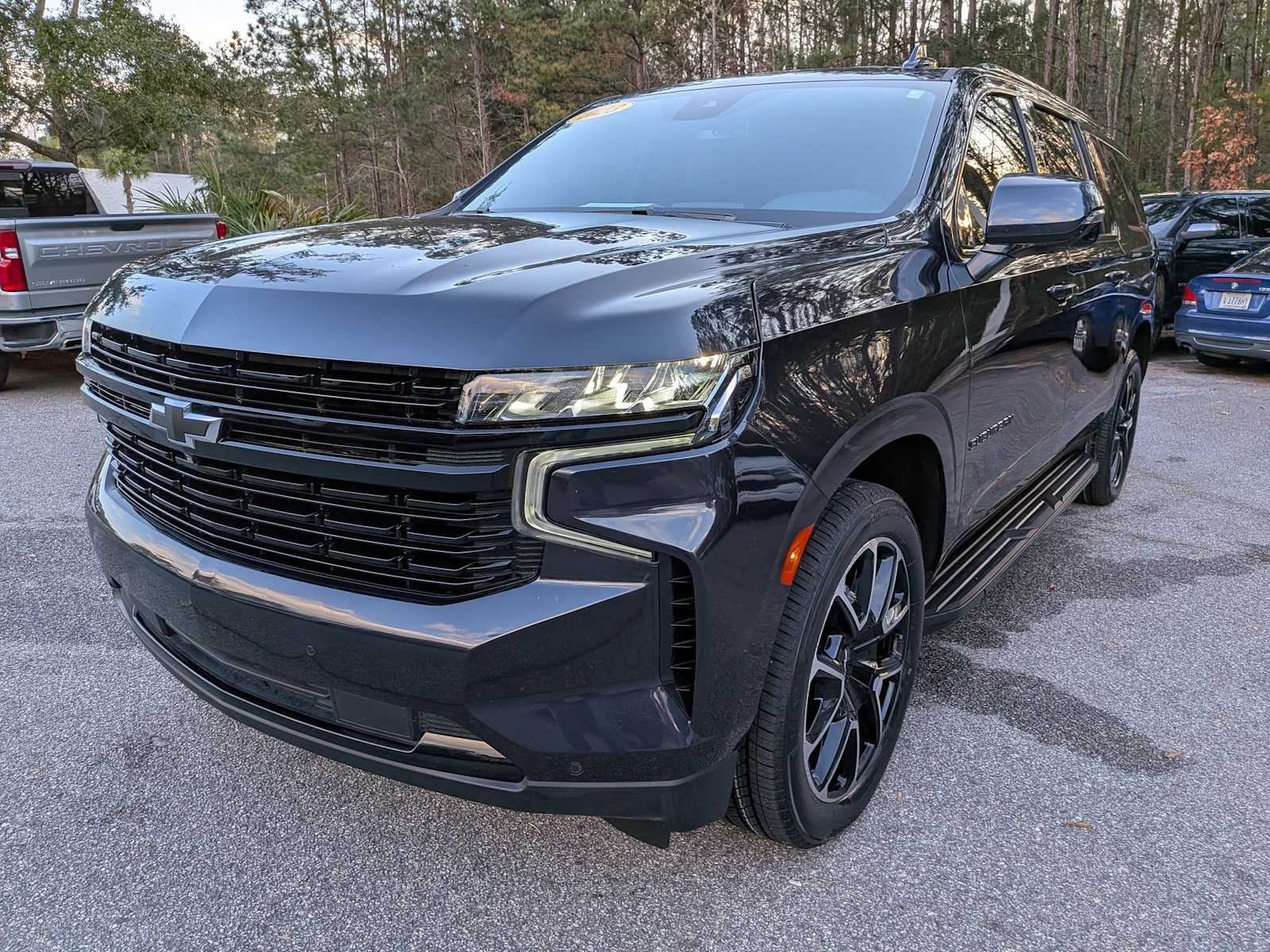 2023 Chevrolet Suburban RST