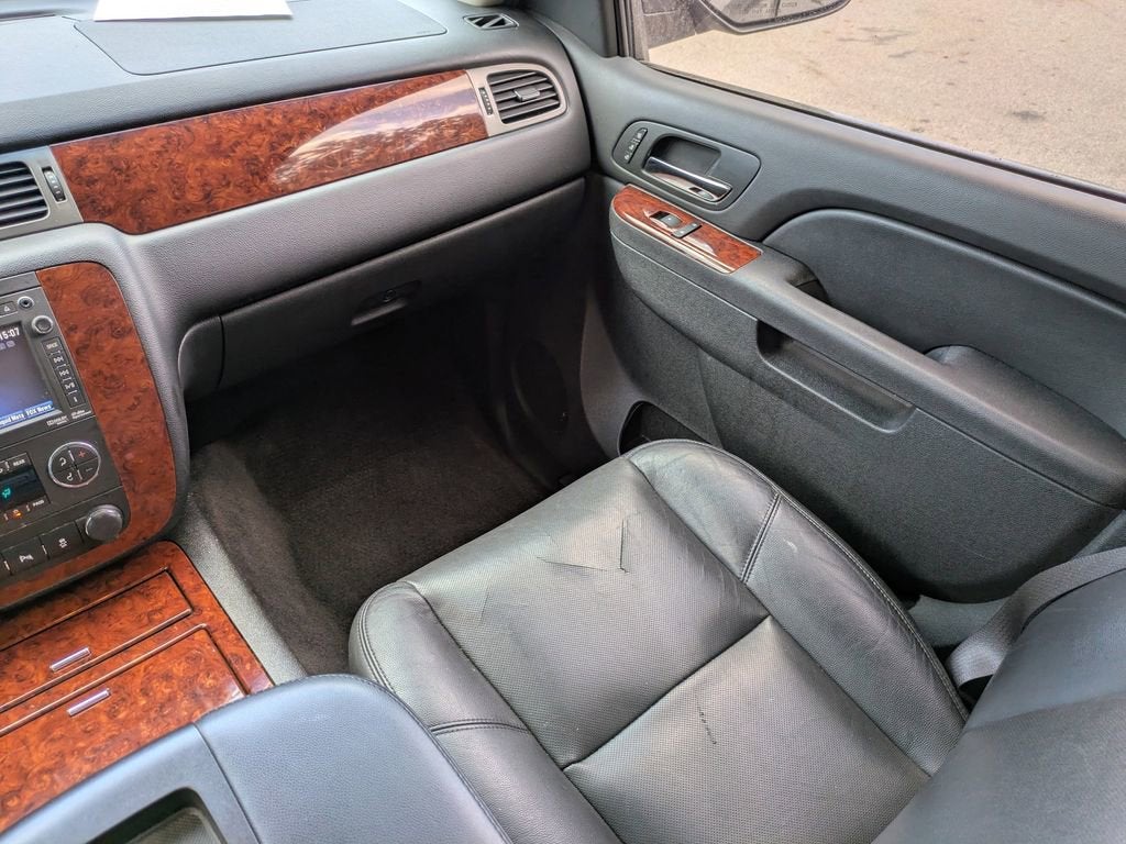 2014 Chevrolet Suburban LTZ