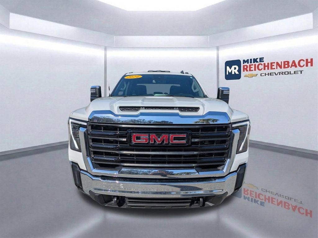 2024 GMC Sierra 2500 HD Pro