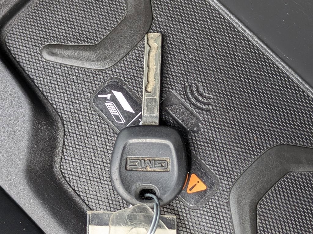 2021 GMC Canyon AT4 - Leather