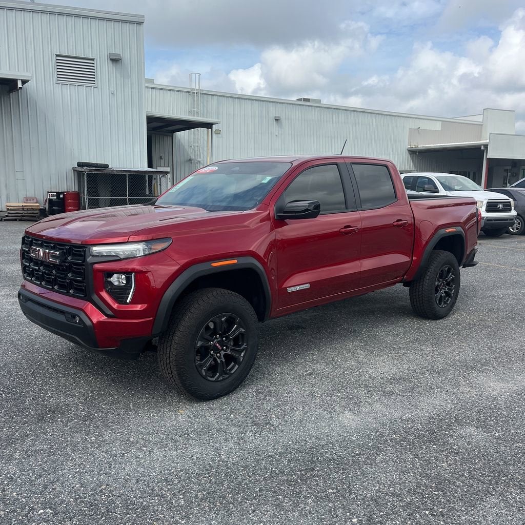 2025 GMC Canyon 2WD Elevation Crew Cab Short Box's photo