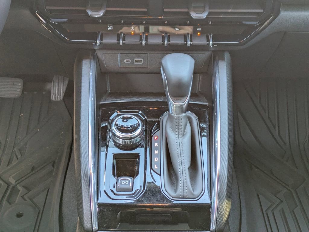 2025 GMC Canyon Elevation