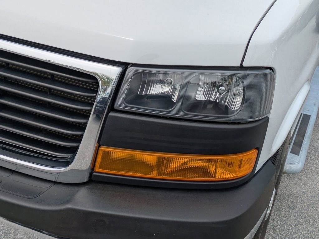 2024 GMC Savana Cargo 2500 Work Van