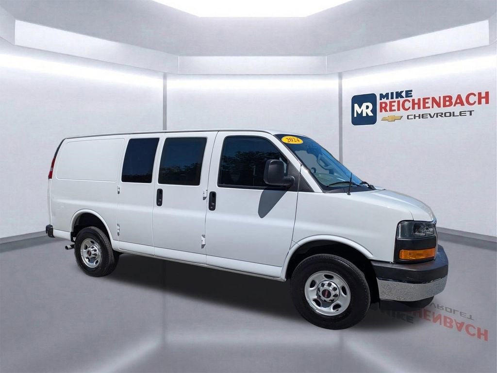 2024 GMC Savana Cargo 2500 Work Van