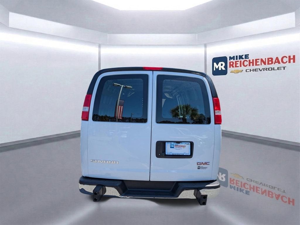 2024 GMC Savana Cargo 2500 Work Van