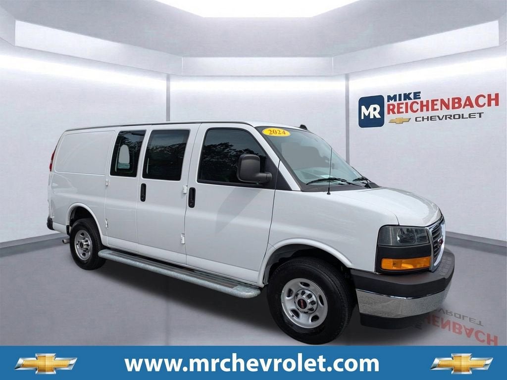 2024 GMC Savana 2500's photo