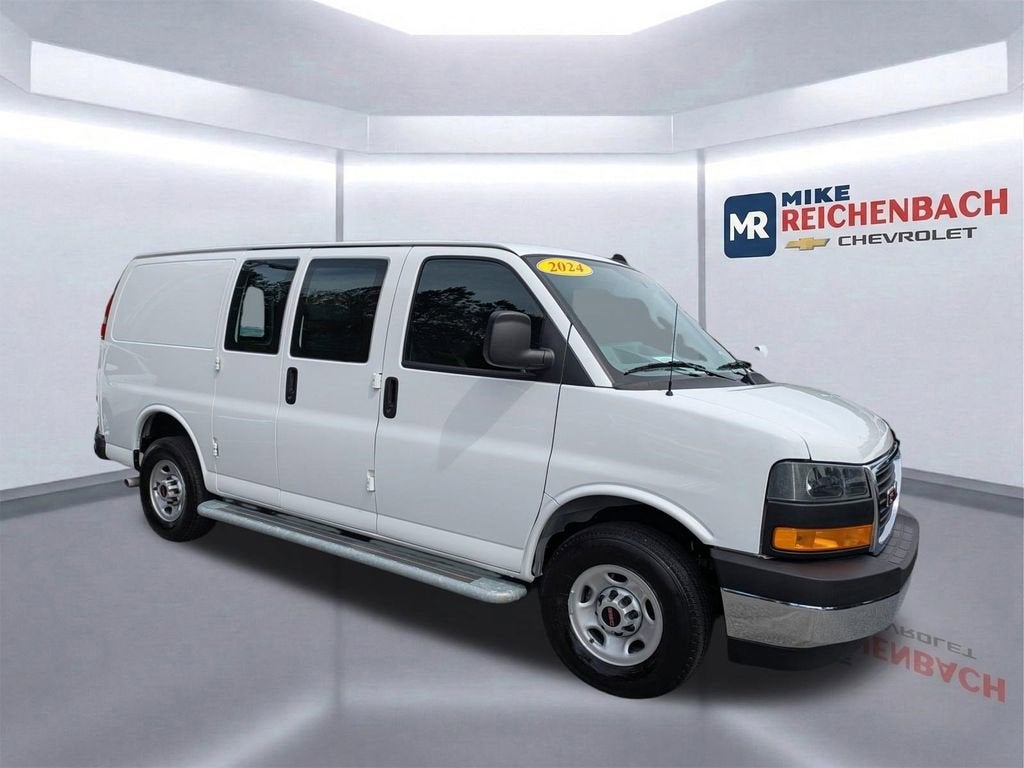 2024 GMC Savana Cargo 2500 Work Van