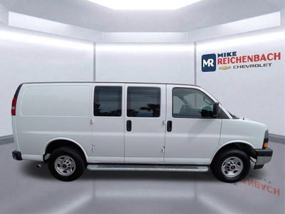 2024 GMC Savana Cargo 2500 Work Van