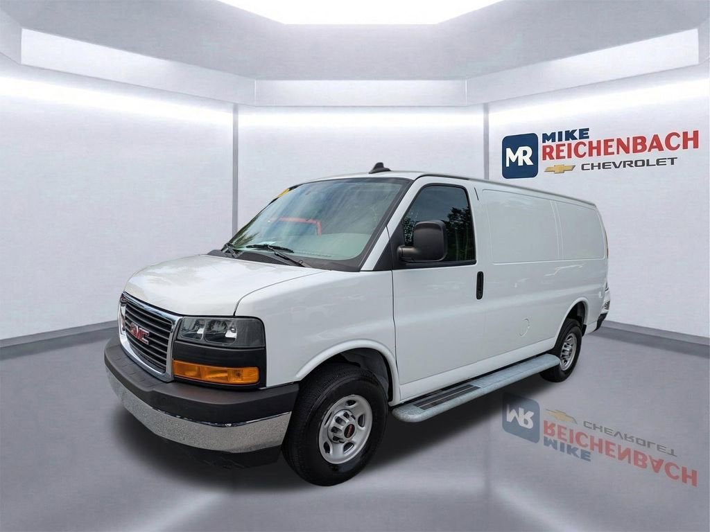 2024 GMC Savana Cargo 2500 Work Van