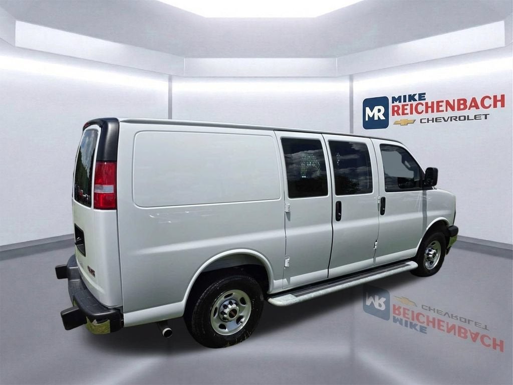 2025 GMC Savana Cargo Work Van