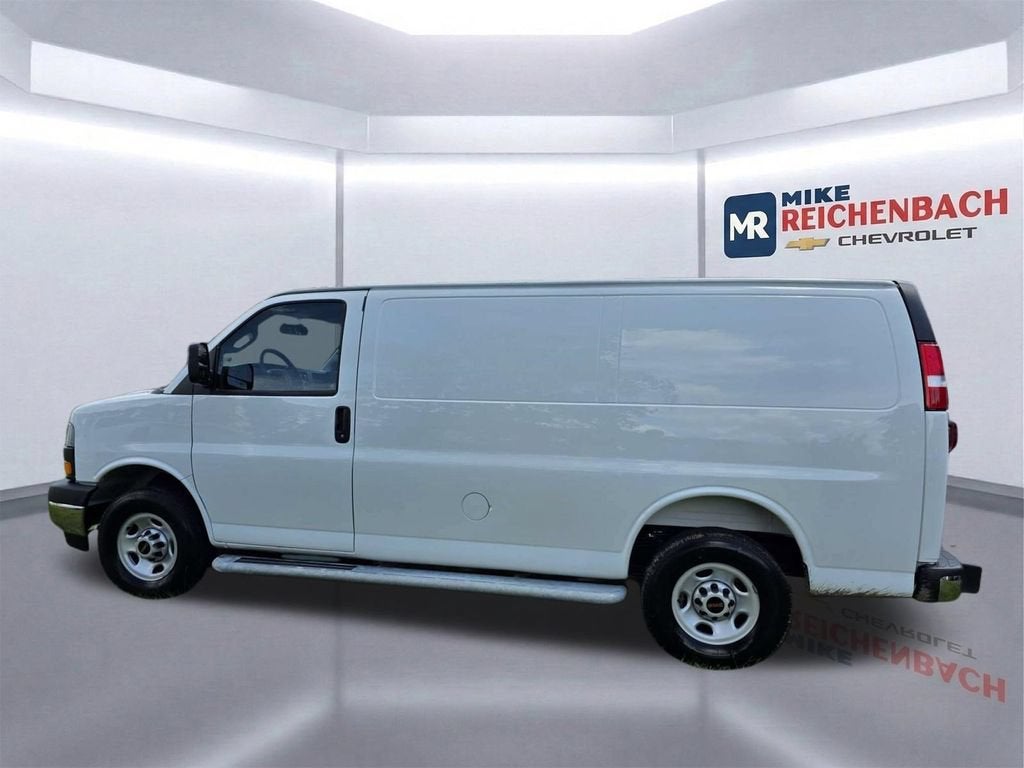 2025 GMC Savana Cargo Work Van
