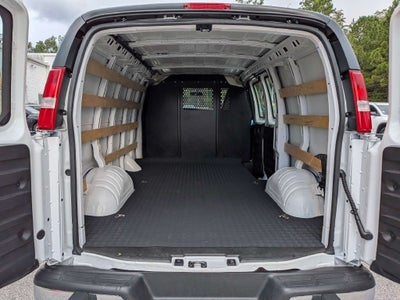 2025 GMC Savana Cargo Work Van