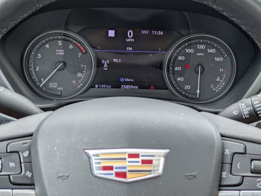 2023 Cadillac XT4 Premium Luxury