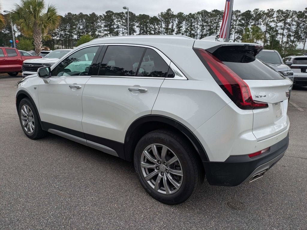 2023 Cadillac XT4 Premium Luxury