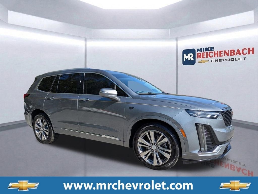 2022 Cadillac XT6 Premium Luxury