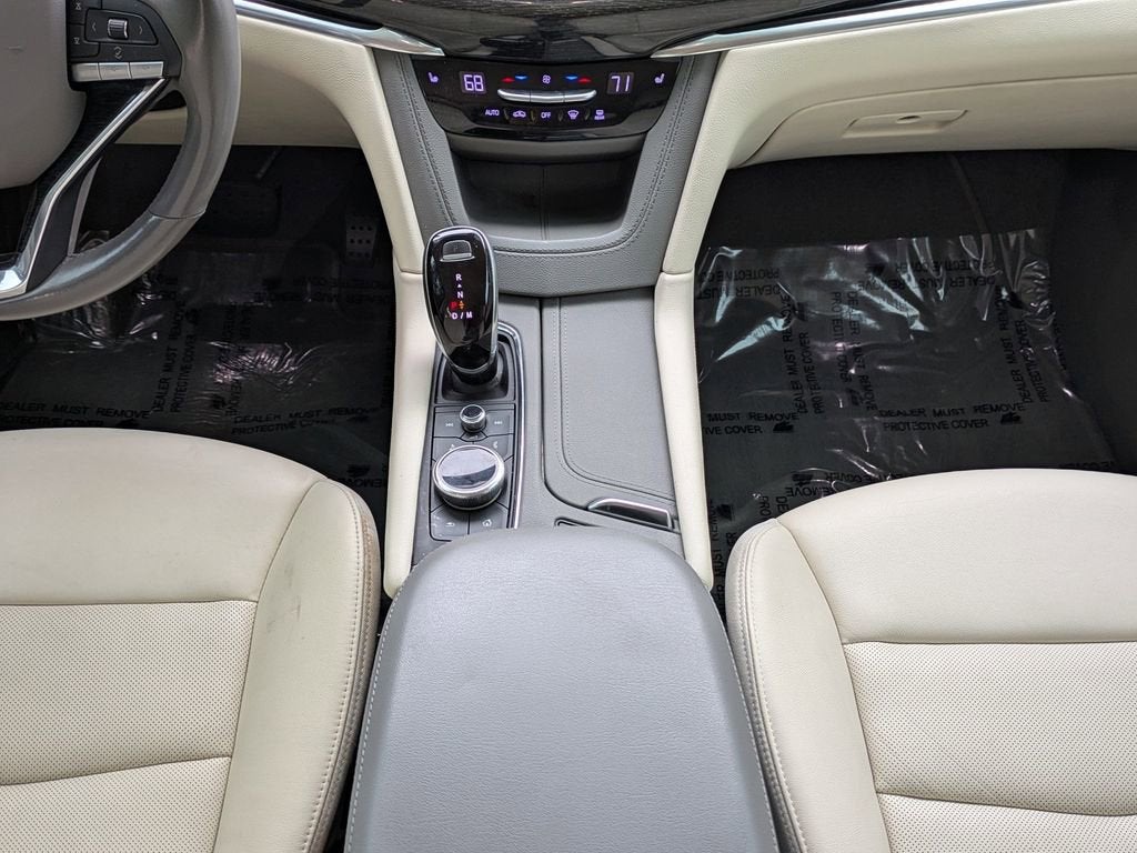 2021 Cadillac XT6 Premium Luxury