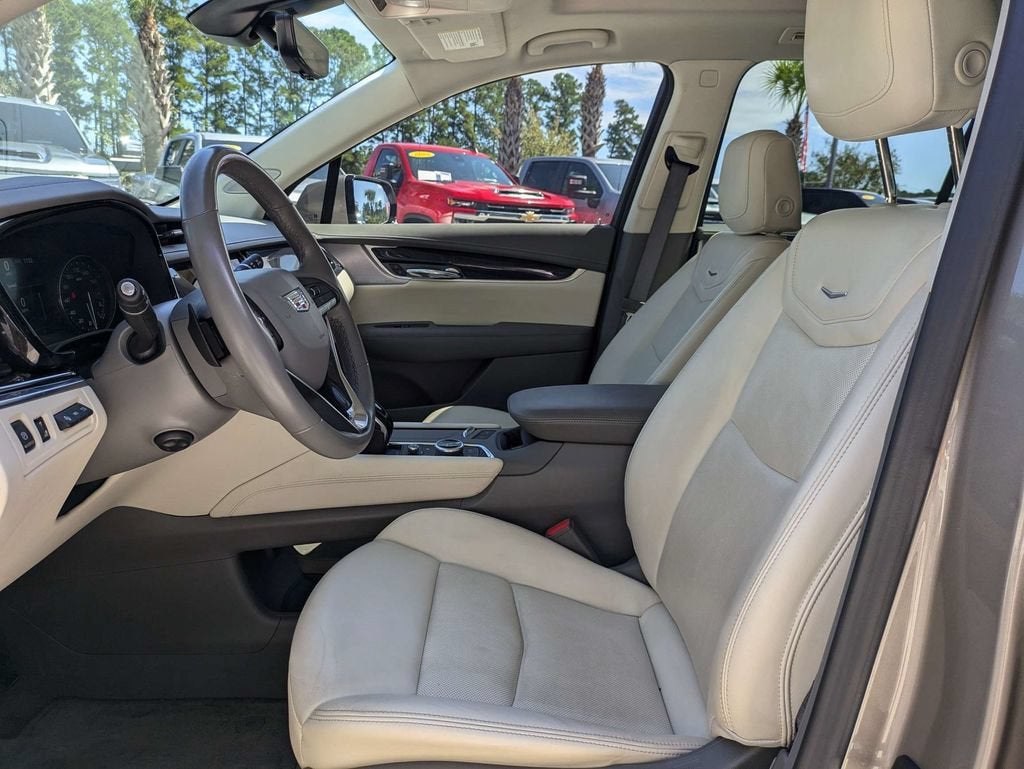 2023 Cadillac XT6 Premium Luxury