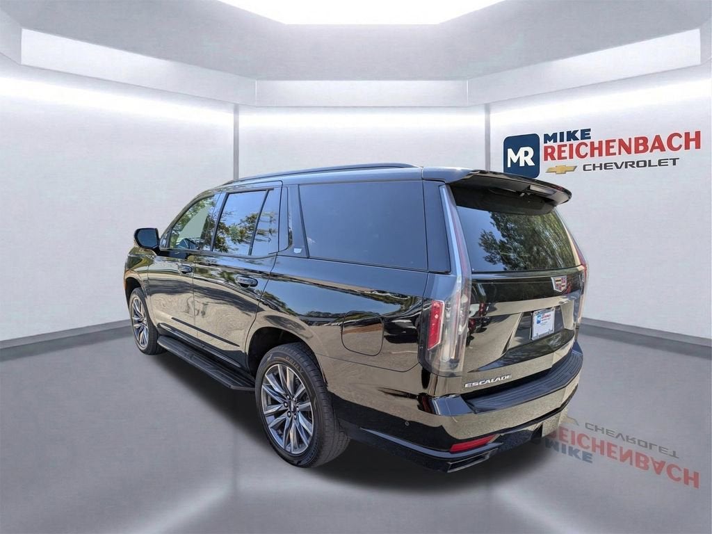 2023 Cadillac Escalade Sport